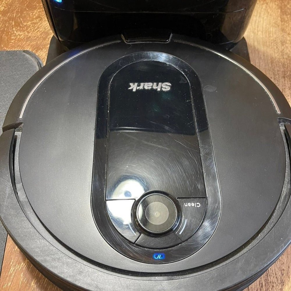Shark robot vacuum rv-1001ae